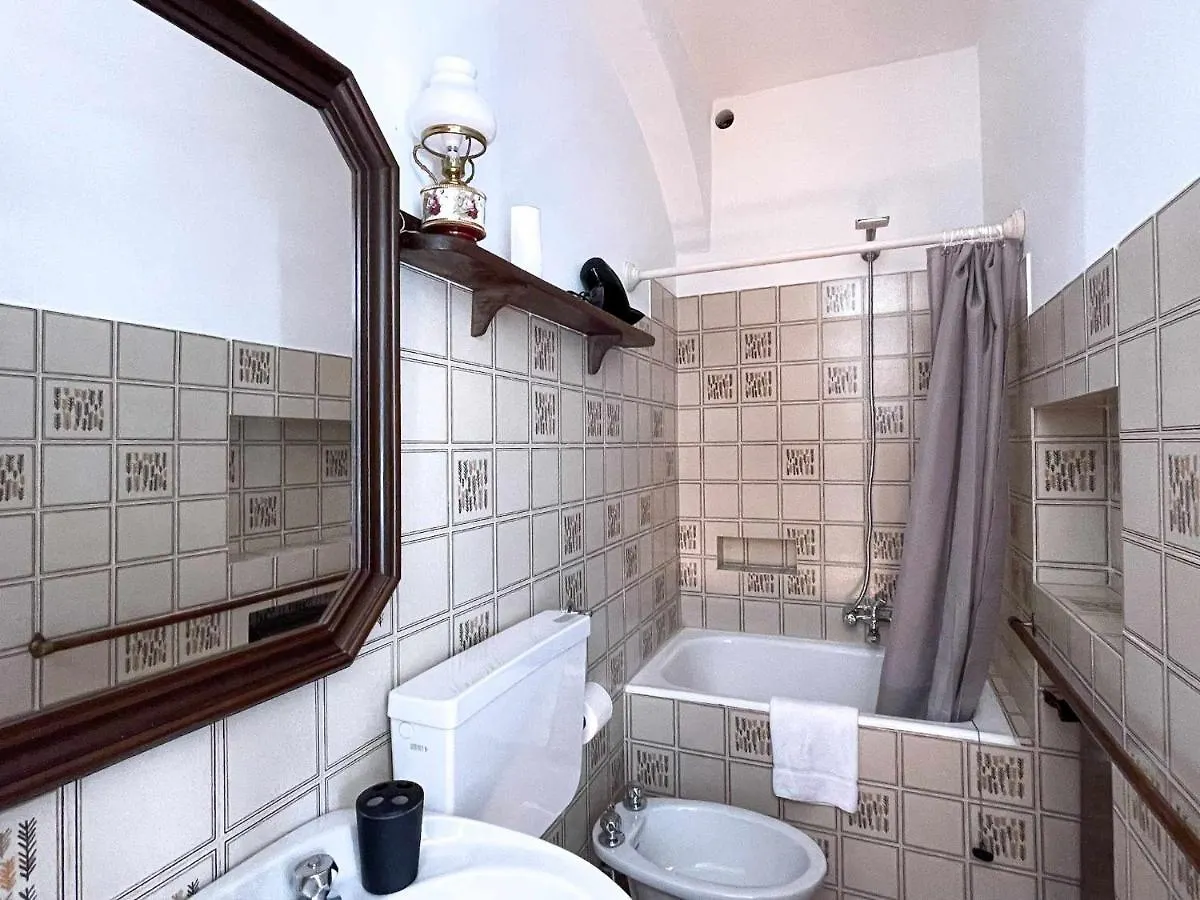 Il Convento Ancient Apartment With Private Garden Белладжо 0*,  Италия