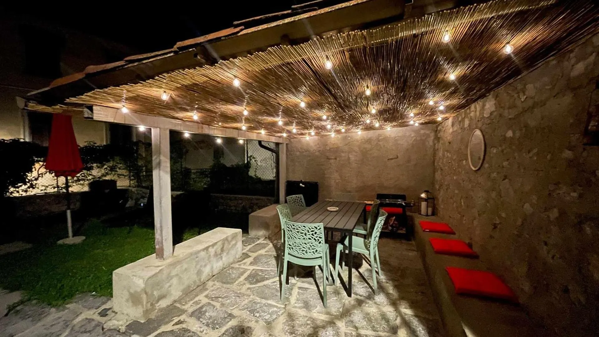 Дом отдыха Il Convento Ancient Apartment With Private Garden Белладжо
