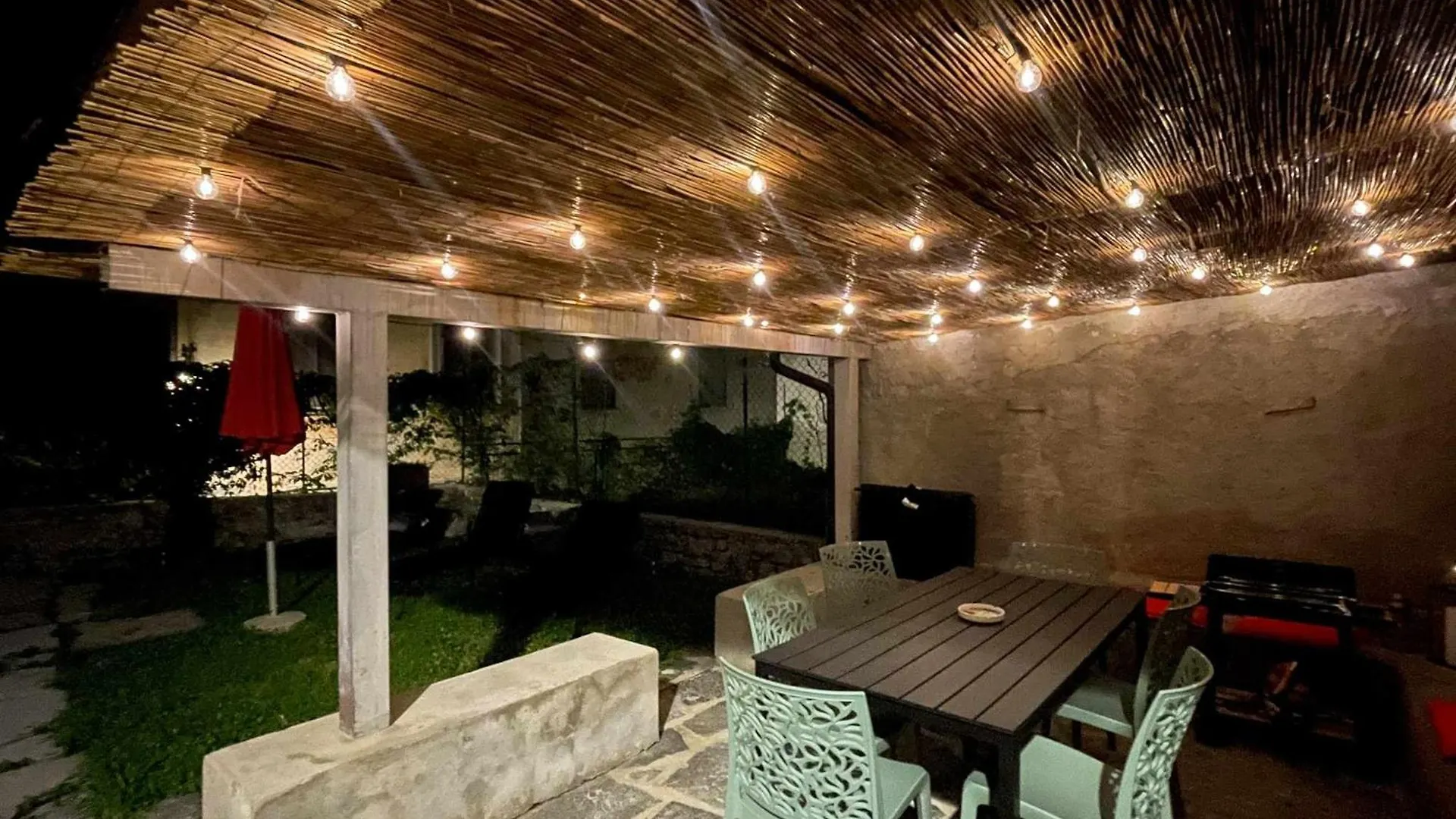 Il Convento Ancient Apartment With Private Garden Белладжо